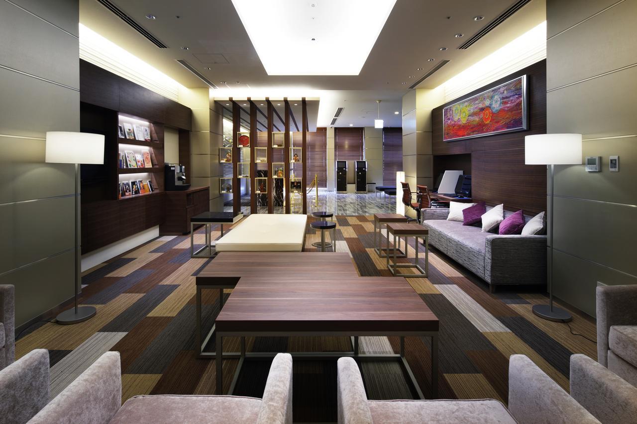 โรงแรมเจอาร์-อีสต์ เมตส์ 3* นีงาตะ